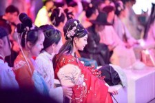 喀什汉服模特兼职(想做汉服模特去哪里找)