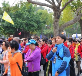 喀什私人伴游是什么 杭州一女大学生出租自己做陪游 每天收费千元