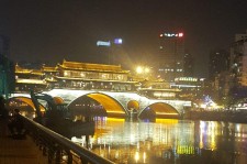 喀什成都游玩攻略(四川成都游玩攻略)