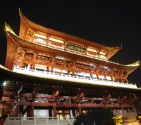 喀什长沙旅游攻略(长沙旅游攻略景点必去长沙美食街)