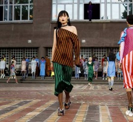 喀什广西民族大学兼职模特李琳(2022年即将升为公办的大学)