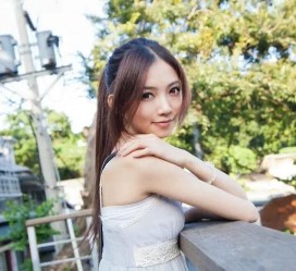 喀什中国商务模特伴游空降的简单介绍