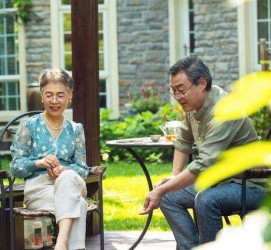 喀什坦言带老伴游遍中国(我和老伴去旅游)