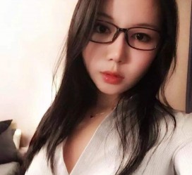 喀什姑娘在西安一模特公司做兼职的简单介绍