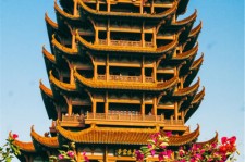 喀什武汉游玩攻略(武汉游玩攻略路线)