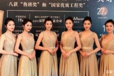 喀什模特能够兼职吗(模特能够兼职吗百度)