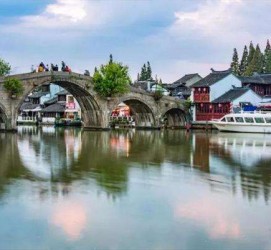 喀什上海旅游攻略(上海旅游攻略手抄报)