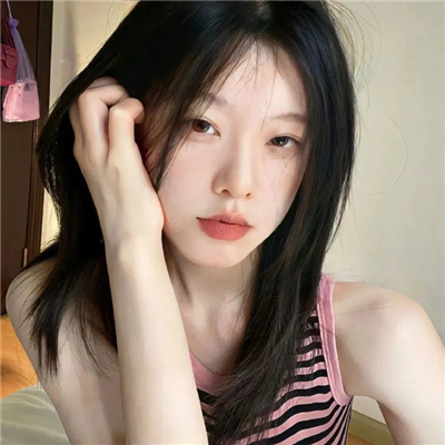 喀什顶级商务伴游：精致品尝，超越期望的不凡体验  