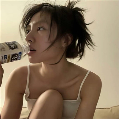 喀什商务伴游的职业素质与礼仪要求