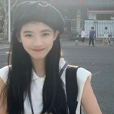 喀什商务伴游带客户去看海豚表演