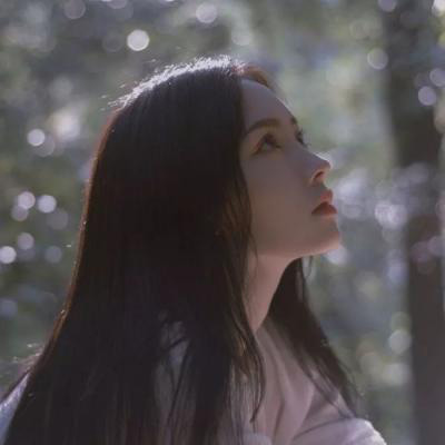 喀什伴游女生秦鹿鸣的资料