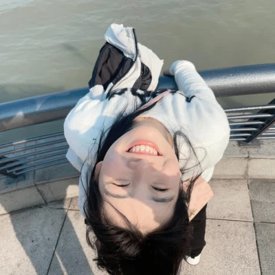 喀什伴游女生李琳洁的资料