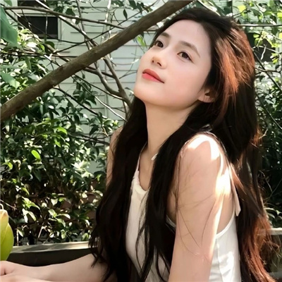 喀什伴游女生唐雅宁的资料