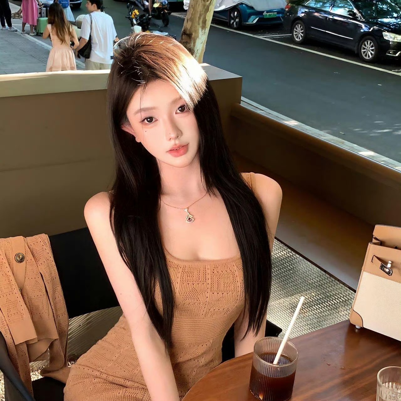 喀什伴游女生苏樱樱的资料