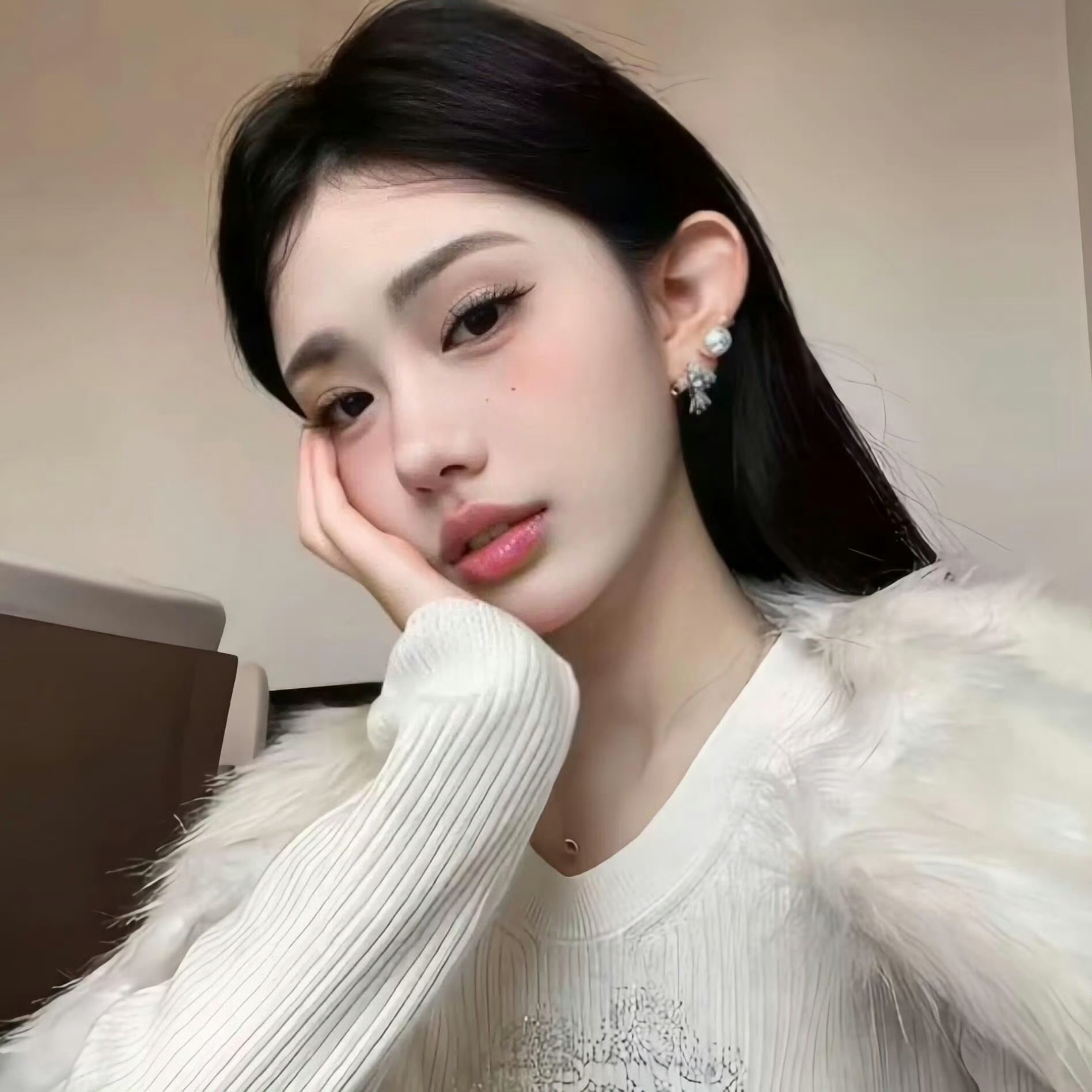 喀什伴游女生沈梦蝶的资料