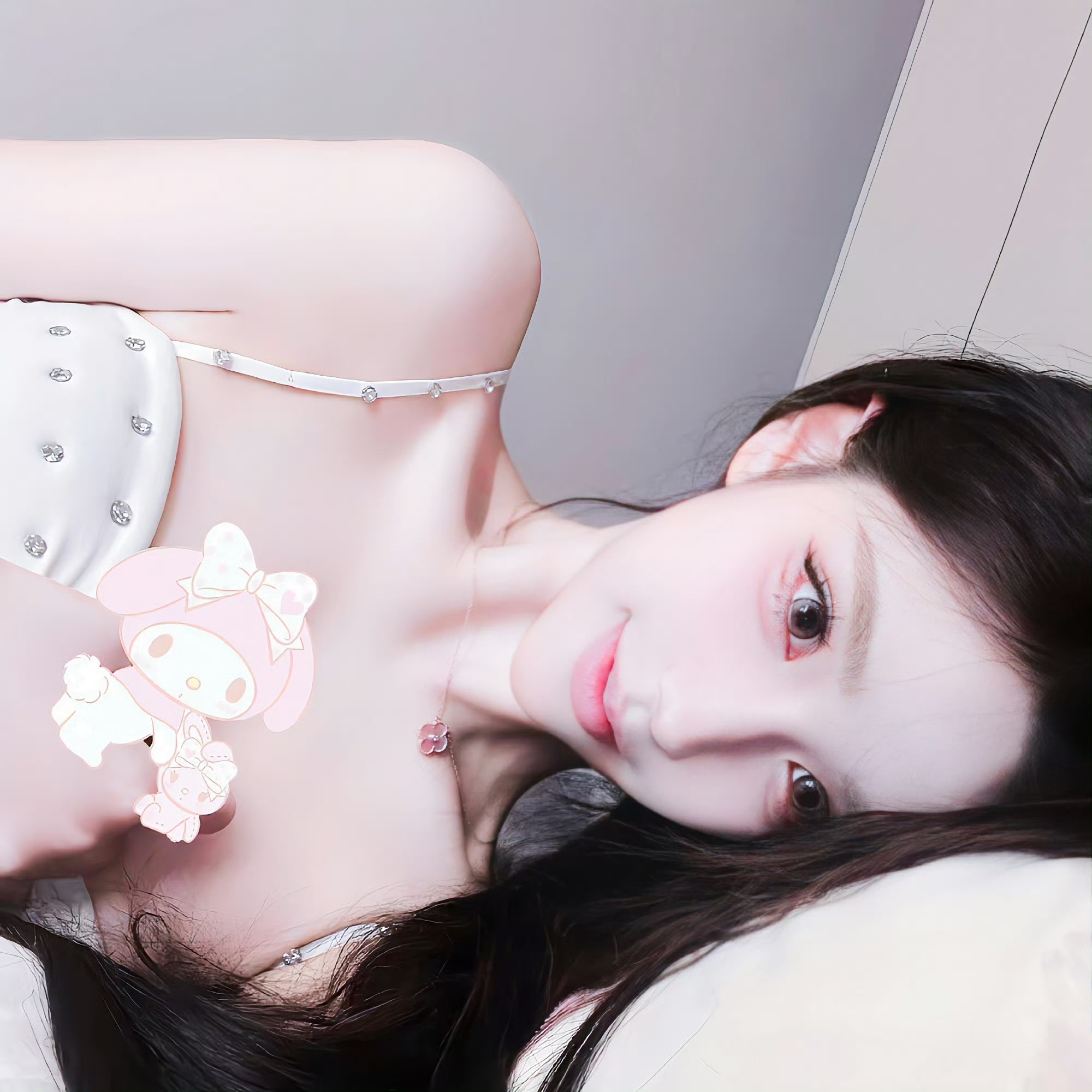 喀什伴游女生 | 唐雨晴 🌸的资料